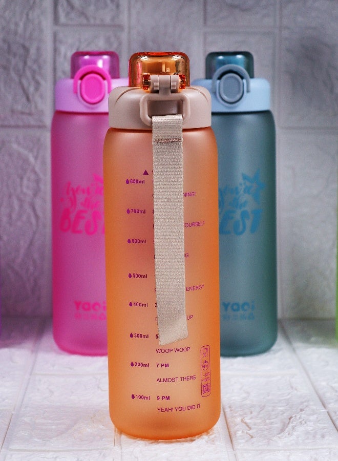 Toshionics زجاجة مياه تحفيزية ياوي بيست هايدرو 1000 مل خالية من BPA بلاستيك مانعة للتسرب مع علامة زمنية وحزام حمل، غطاء قابل للطي، زجاجة مياه رياضية غير سامة قابلة لإعادة الاستخدام للمدرسة، الصالة الرياضية، المكتب، الهواء الطلق، السفر، تتبع الترطيب للأطفال والبالغين - Image 2