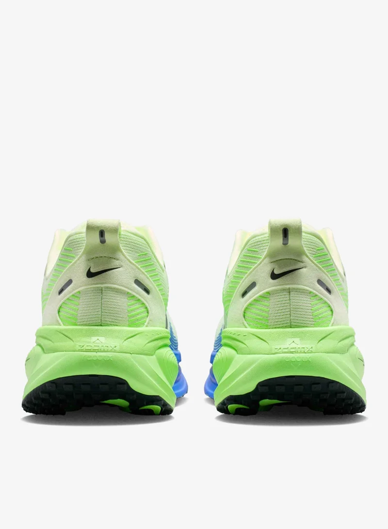Nike White Men's Vomero 18 Road Running Shoes for Men | Best Price UAE