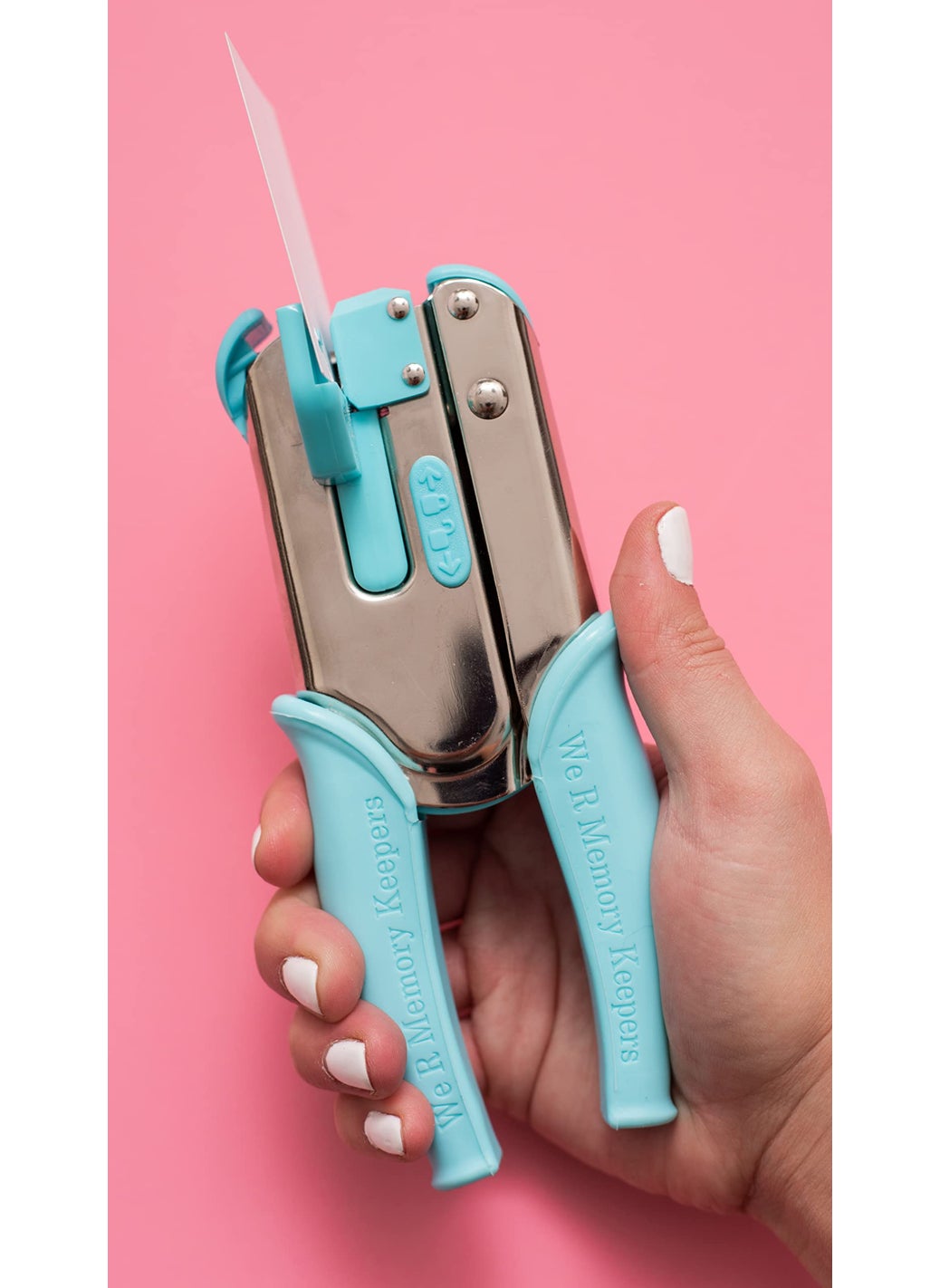 We R Memory Keepers We R Memory Keepers Crop-A-Dile Disc Power Punch Blue, Comfort Handle, Scrapbooking Tool, Compatible for Most Tin, Metal, Craft Paper, Leather, Fabric  - Image 3