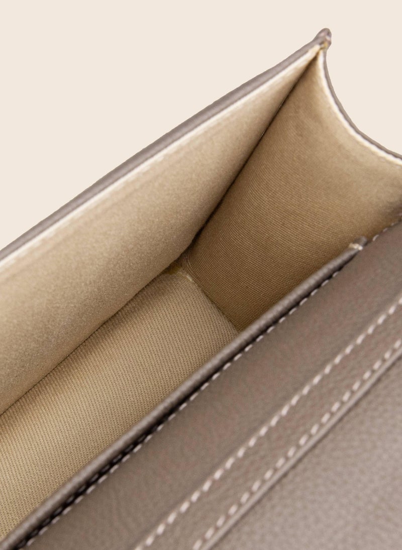 Oval Vera Chain wallet Bag - Image 5