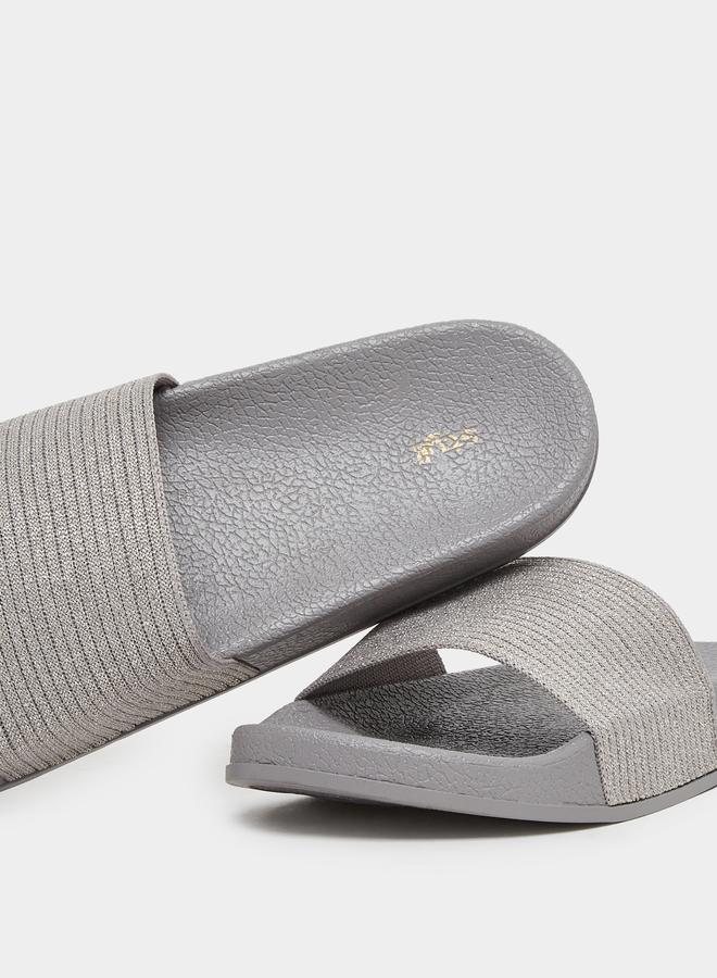 ستايلي شبشب ستيلي بنقشة انزلاق - Image 3