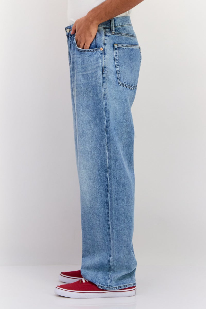 GAP Men Loose Fit Wash No Stretchable Denim, Blue - Image 4