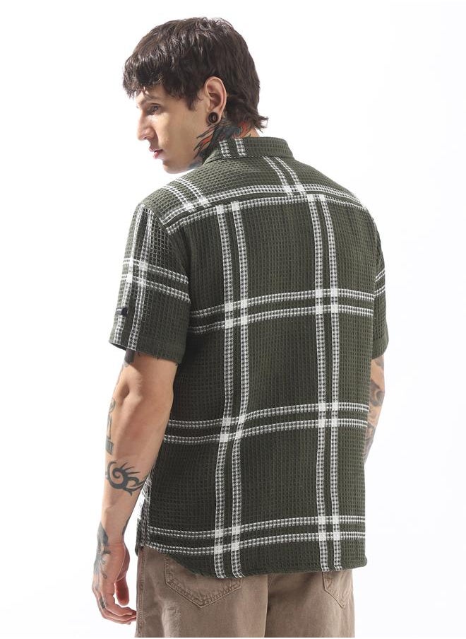 Hubberholme Men Relaxed Fit Textured Checked Casual Shirt  - Image 5