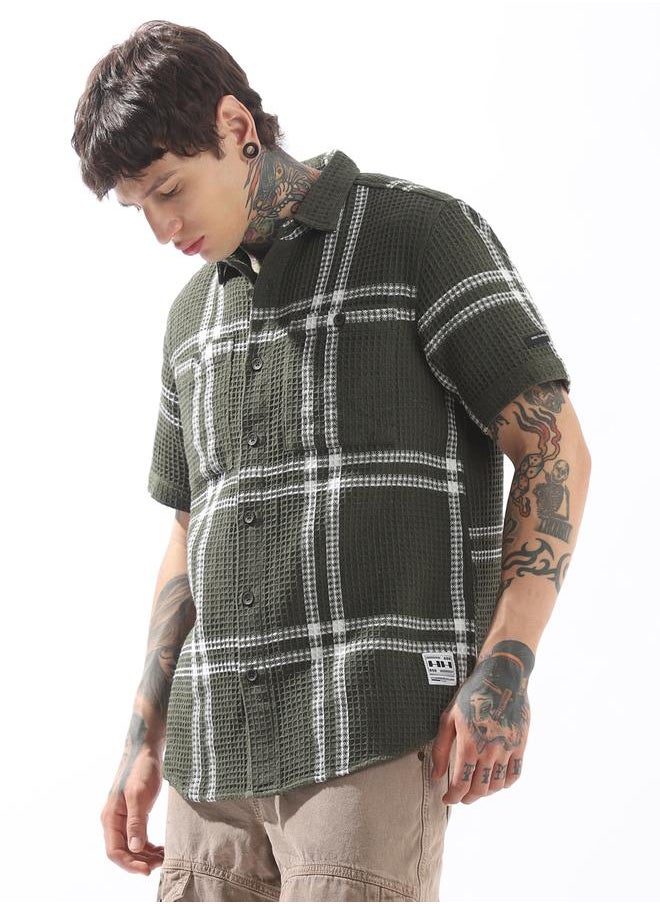 Hubberholme Men Relaxed Fit Textured Checked Casual Shirt  - Image 3