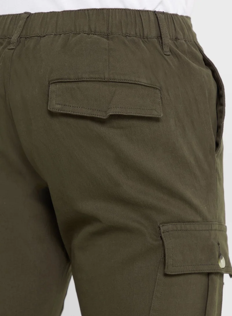 توماس سكوت Thomas Scott Men Comfort Mid-Rise Easy Wash Cargo Trousers