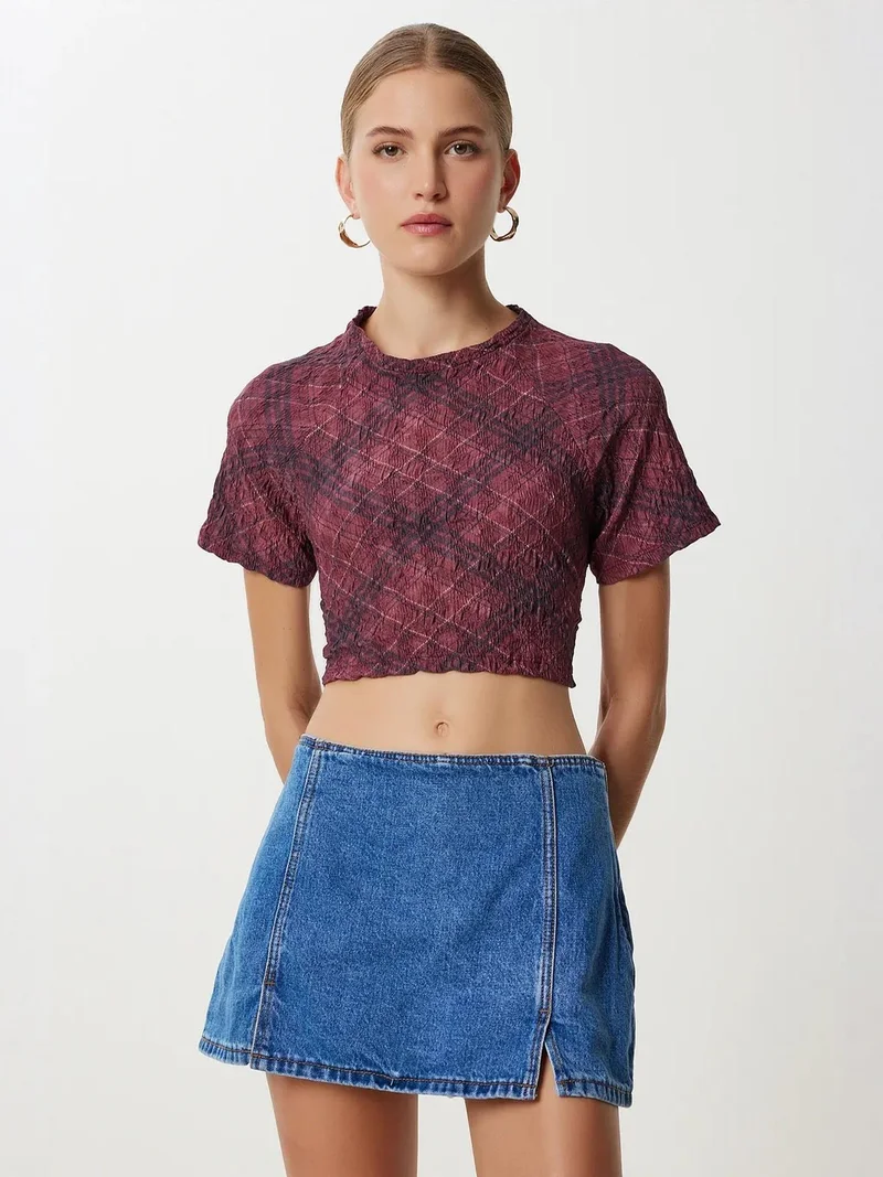 Happiness İstanbul ISTANBUL Abstract Print Short Sleeve Slim Fit Crop Blouse
