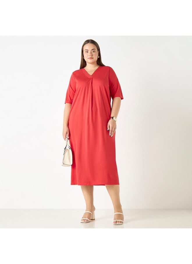 Ulla Popken Plus Size Ulla Popken Solid V-neck Dress with Short Sleeves and Pockets  - Image 2