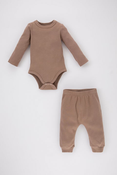 طقم اولادي قصة عادية سالوبيت وبنطلون - قطعتين