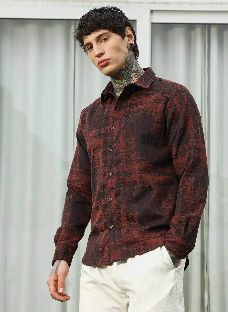 Campus Sutra Men's Burgundy Abstract Pattern Full Sleeve Shirt