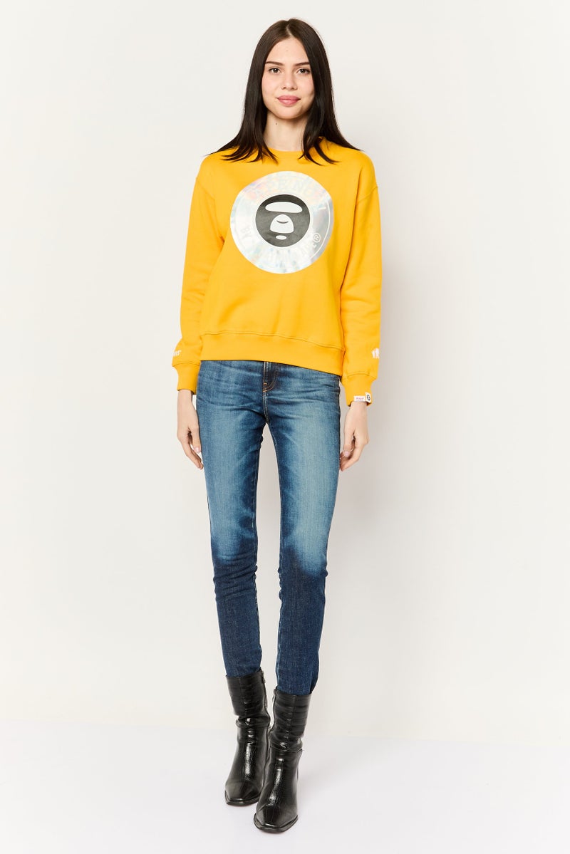 Aape By A Bathing Ape سويت شيرت نسائي بياقة دائرية بشعار العلامة التجارية، أصفر - Image 2