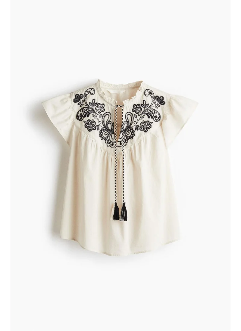 H&M Embroidered blouse