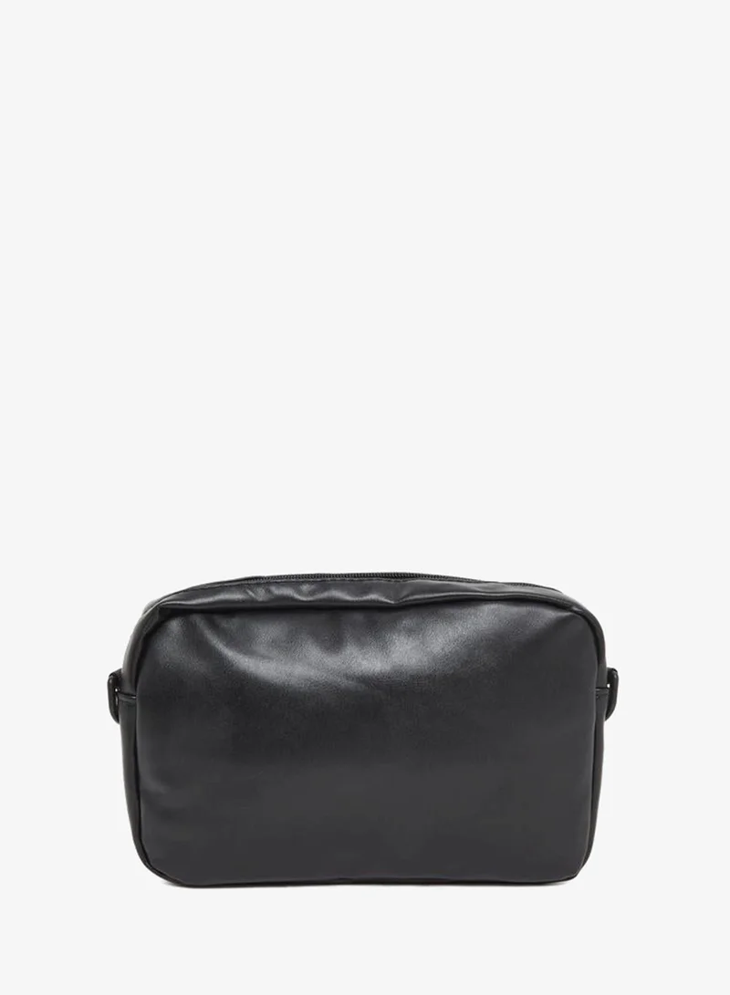 ستايلي شنطة كروس من الجلد الأسود