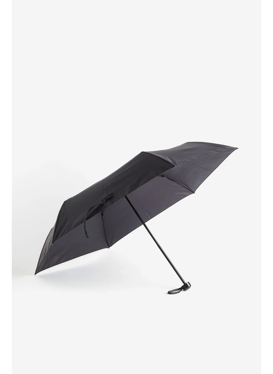 اتش اند ام Umbrella