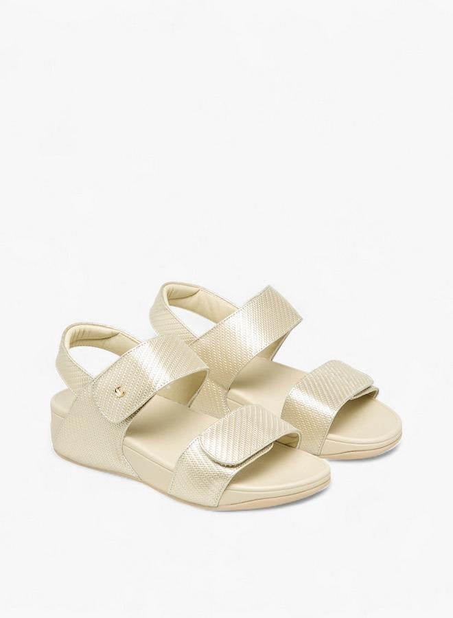 لو كونفورت صنادل نسائية بشريط لاصق بنقوش - Image 3