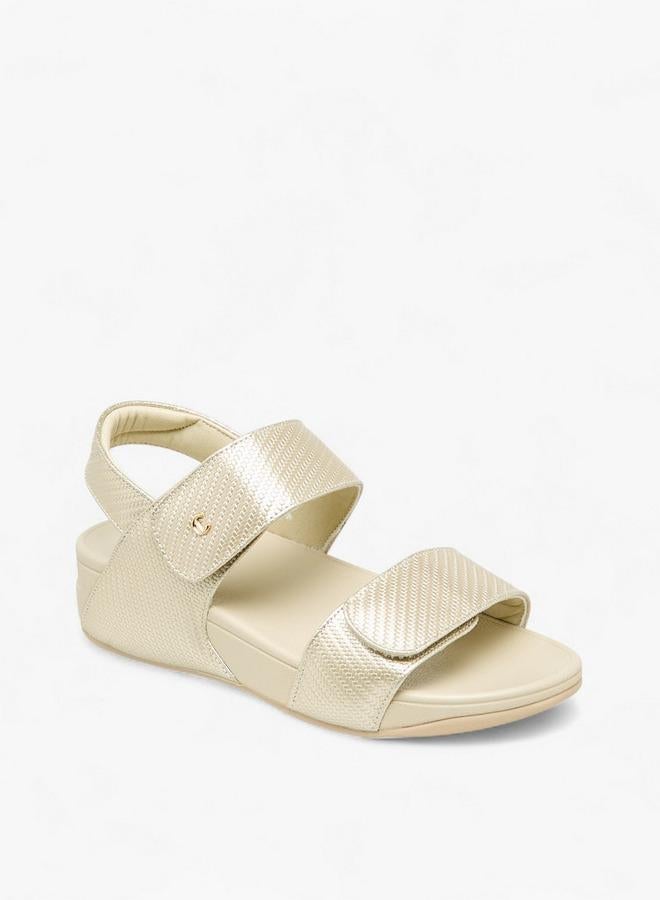 لو كونفورت صنادل نسائية بشريط لاصق بنقوش - Image 2