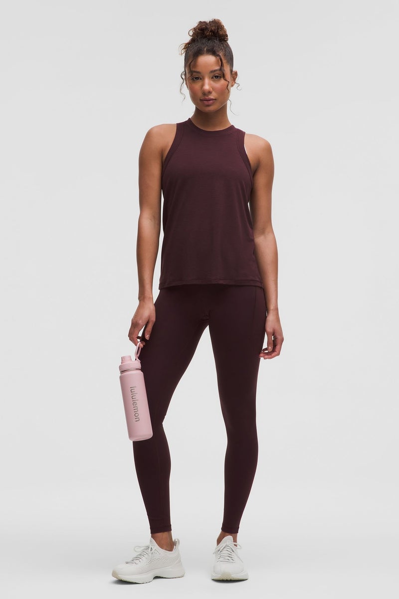 لولوليمون lululemonزجاجة مياه معزولة بالفراغ من الفولاذ المقاوم للصدأ ، مناسبة لعقد المياه والشاي الجليدي والشاي الساخن ، إلخ ، بسعة 710 مللي لتر. - Image 2