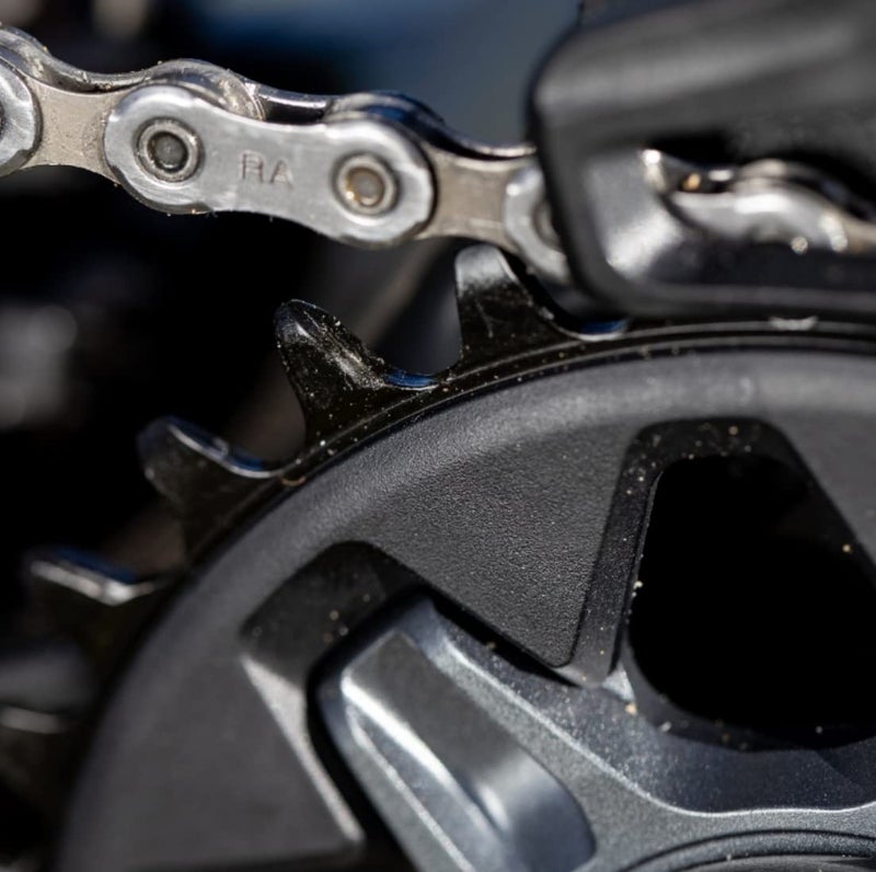 Shimano SLX Cn-M7100 Chain - 12-Speed 126 Links Silver Bicycle Chain - Image 2