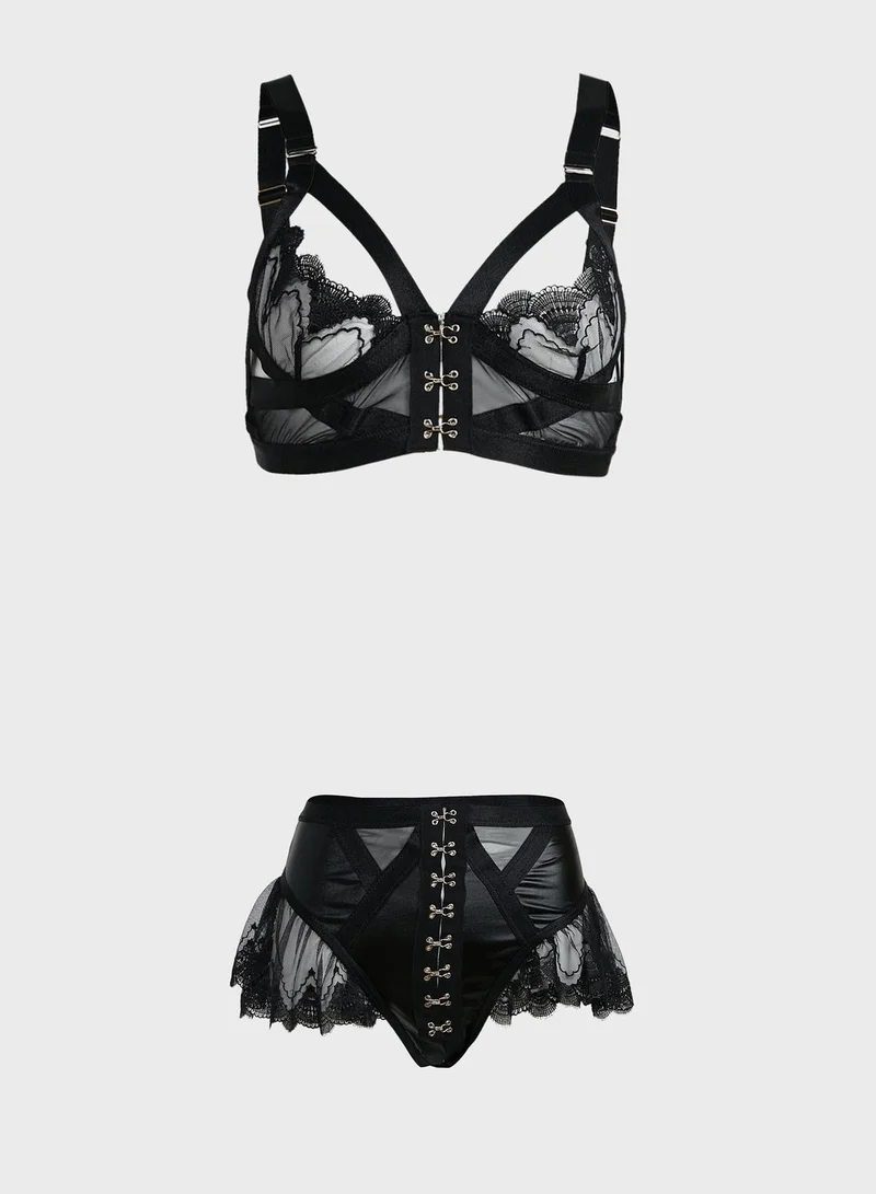 Ann Summers Cut Out Plunge Neck Bra & Brief Set