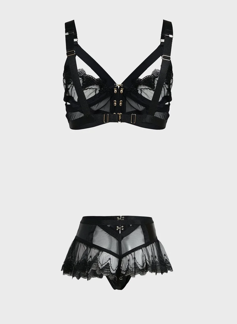 Ann Summers Cut Out Plunge Neck Bra & Brief Set