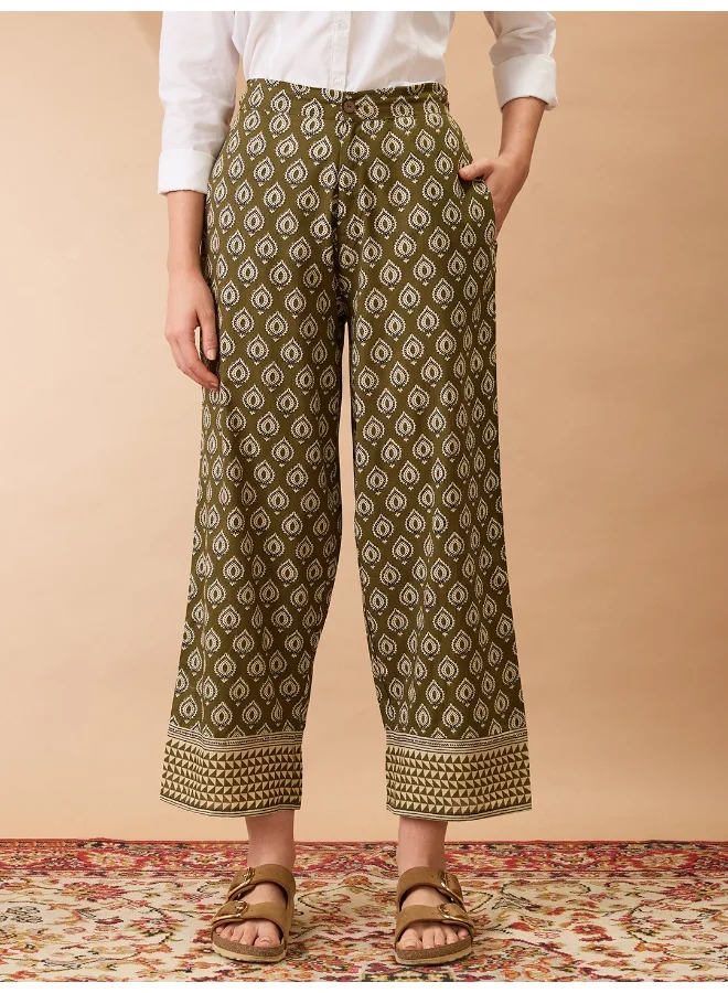 جلو باص بنطلون نسائي جلوبس بطبعة عرقية زيتونية بخصر متوسط وقصة مستقيمة بنمط فيوجن