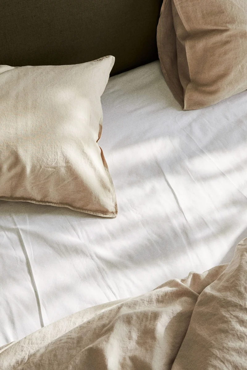 H&M Fitted cotton sheet