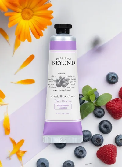 Passion & Beyond Beyond Intensive Moisture Hand Cream || with Berry Extract || for Daily Protection (30 ml)