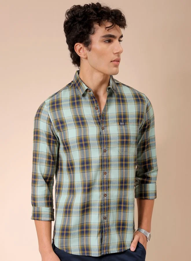 شركة المرآب الهندية Men Regular Fit Checkered Full Sleeves Cutaway Collar Casual Shirt