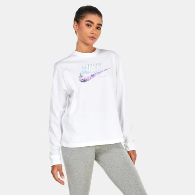 Nike Women's Sportswear Boxy T-Shirt