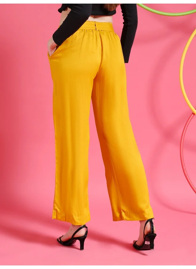 مرفوعة Mustard Women Flared Casual Solid Regular Flared Pants