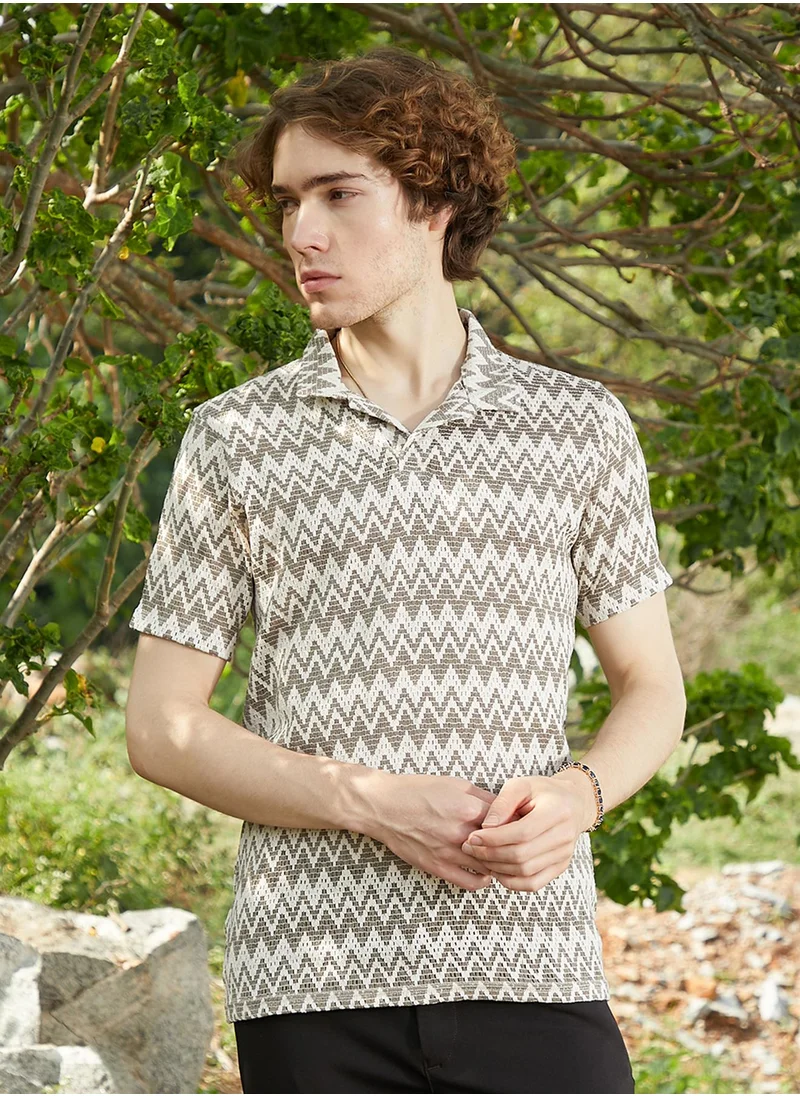 Campus Sutra Men's French Beige & Off White Zig-Zag Knit Polo T-Shirt