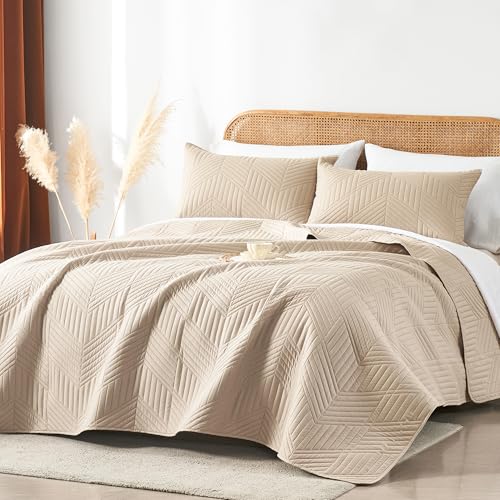 Davulos Queen Quilt Bedding Set,Beige Ultrasonic Full/Queen Quilt Set Reversible Microfiber Bedspread,Lightweight Soft Modern Geometric Coverlet Set for All Seasons(1 Quilt,2 Pillow Shams) - Image 2