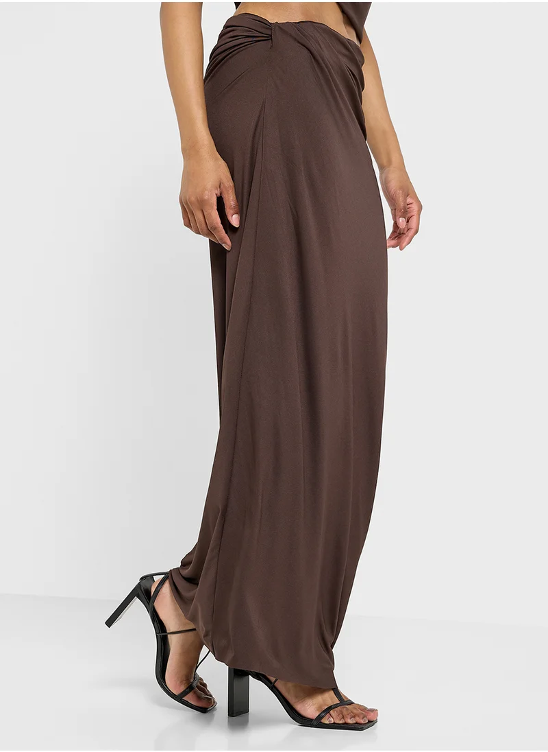 جينجر Assymetric Ruched Top & Maxi Skirt Co-Ord Set