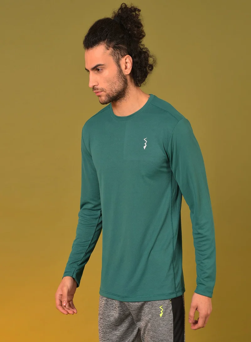 CAHOOT  Men's Solid Forest Green Activewear T-Shirt For Casual Wear | Dri-Fit Long Sleeve Activewear T-Shirt Crafted With Comfort Fit And High-Performance For Everyday Wear for Men | Best Price UAE