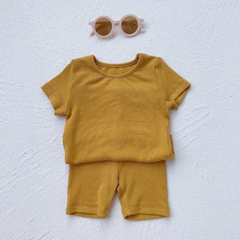 Korean Childrens Clothing Baby Home Pure Cotton Set Babys Pure Color Pit Strip Home Two-Piece Set Summer Home Clothing Set Caramel color.