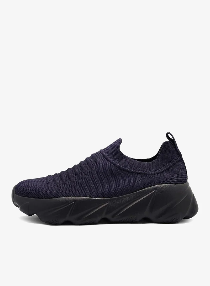 Wind Stride Lightweight Walking Sneaker
