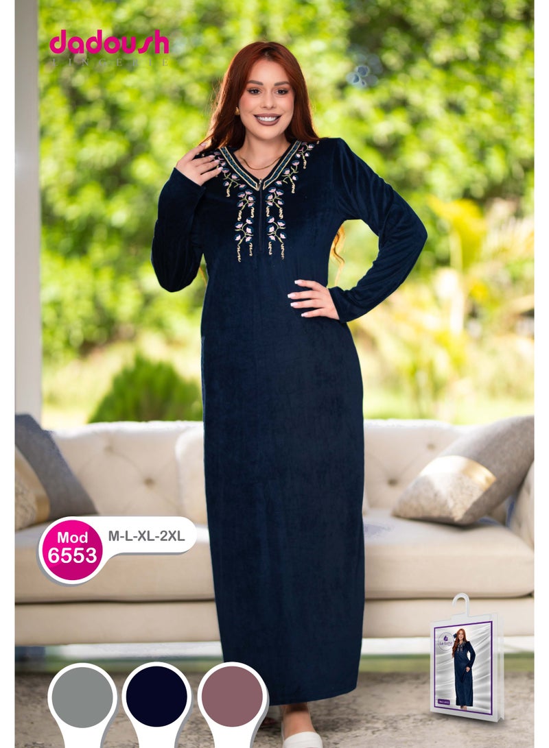 دعدوش  عباية نسائية طويلة قطيفة مطرز، ثوب نوم شتوي  مبهر ، قميص نوم ناعم بقصة مستقيمة  من دعدوش - Image 5