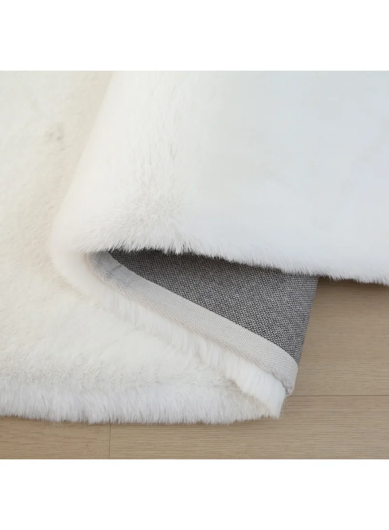 هوم بوكس سجادة فاخرة من فراء الأرانب الصناعي  ×  سم