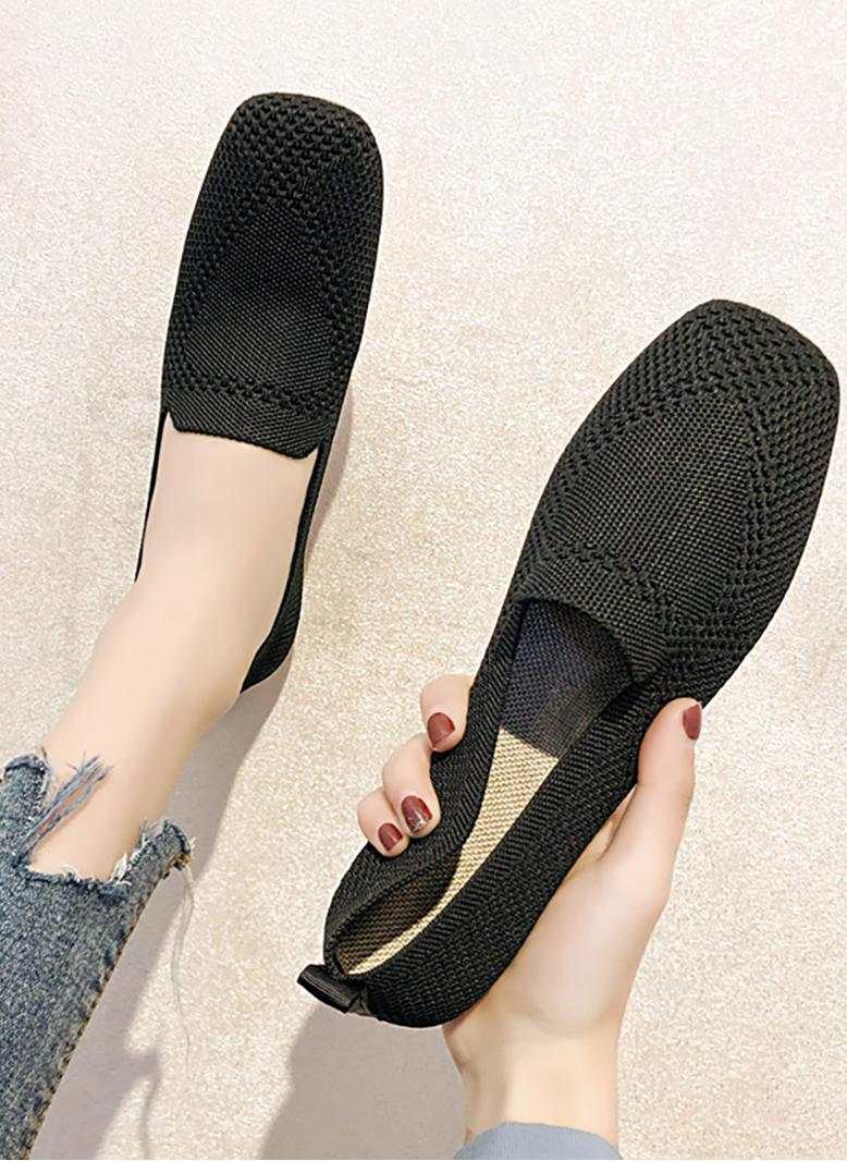 Simplicity Solid color Wave pattern Color contrast Single-layer Shoes Black
