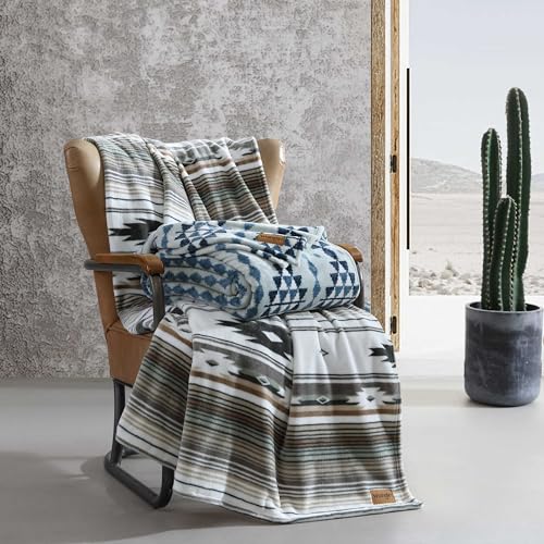 Wrangler - Twin Size Blanket, Super Soft & Reversible Plush Fleece Bedding, Throw Blanket for Couch or Bed (Coyote Sands Green) - Image 4