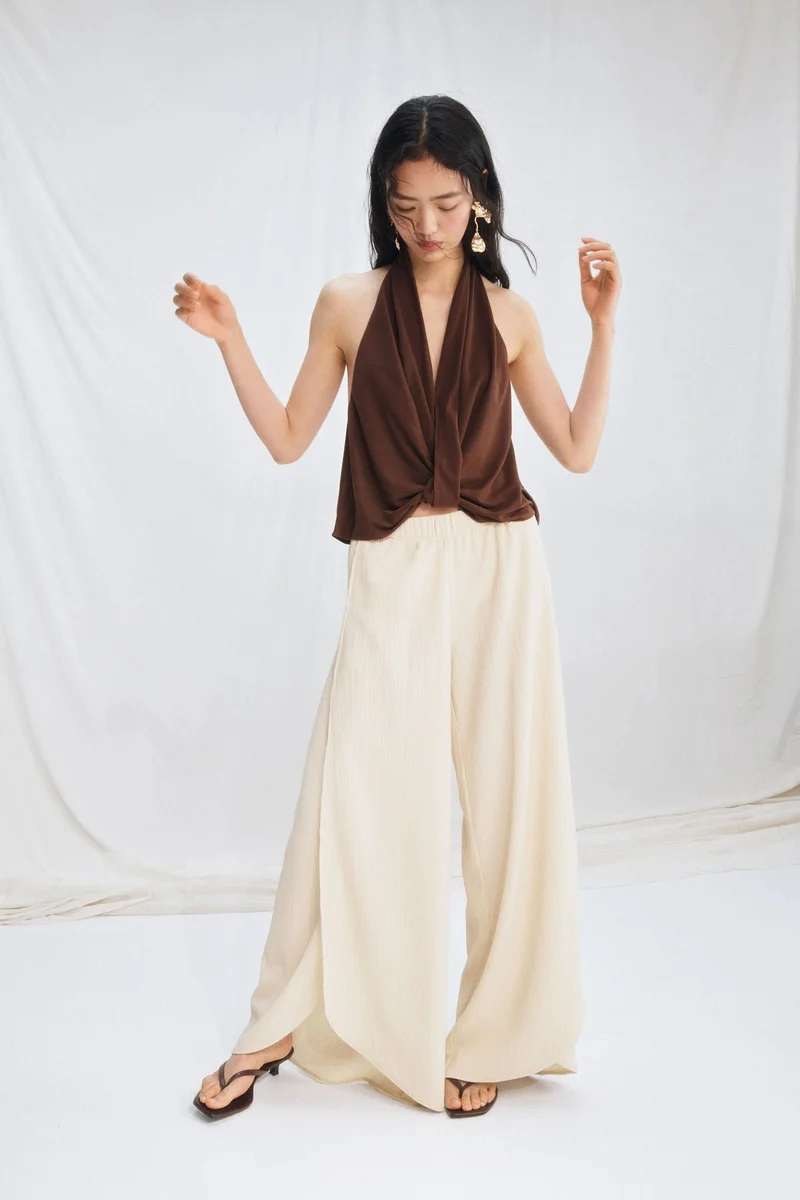 H&M Twist-detail halterneck top