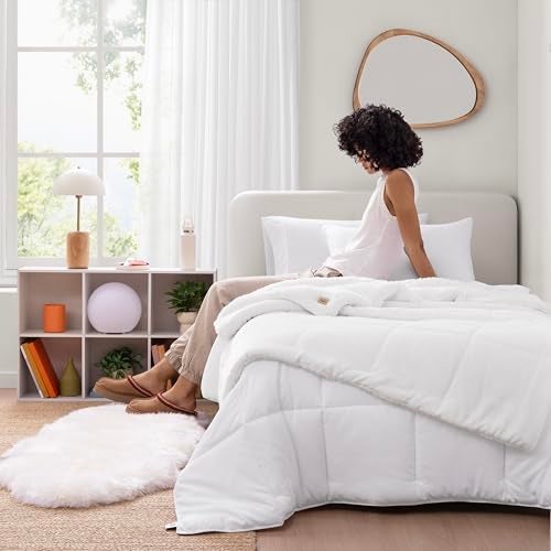 UGG Nita Throw Blanket for Couch, Soft Reversible Plush Throw for Bed or Living Room, Cozy Fluffy Soft Blanket, Washable Bedding, Spring Decor, 50-inch x 70-inch, White Snow - Image 2