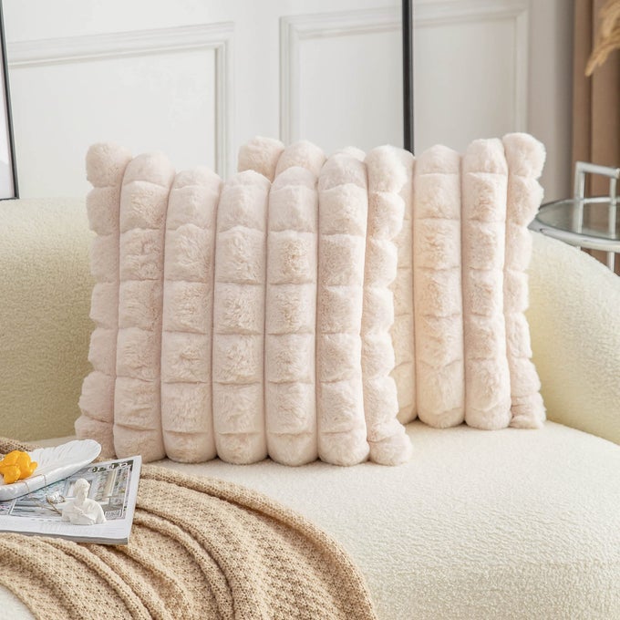 BEIGE FAUX FUR COZY SOFT PLAID DECORATIVE THROW PILLOW COVERS 18X18 INCH SET OF 2VELVET PILLOWCASE CUSHION CASE FOR SOFA COUCH