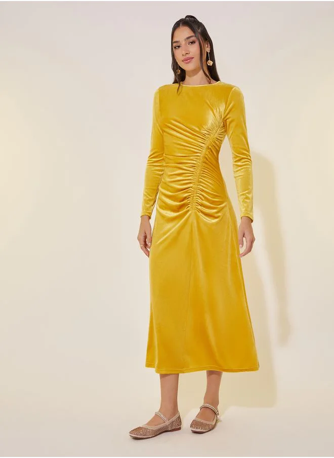 ستايلي Solid Velvet Look Gathered Detail Midi Dress