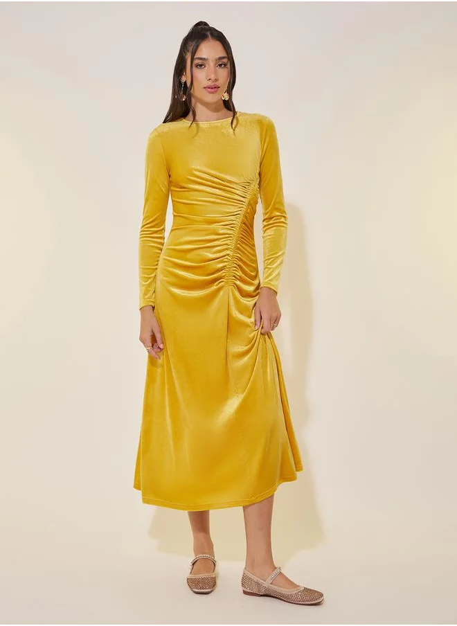 ستايلي Solid Velvet Look Gathered Detail Midi Dress