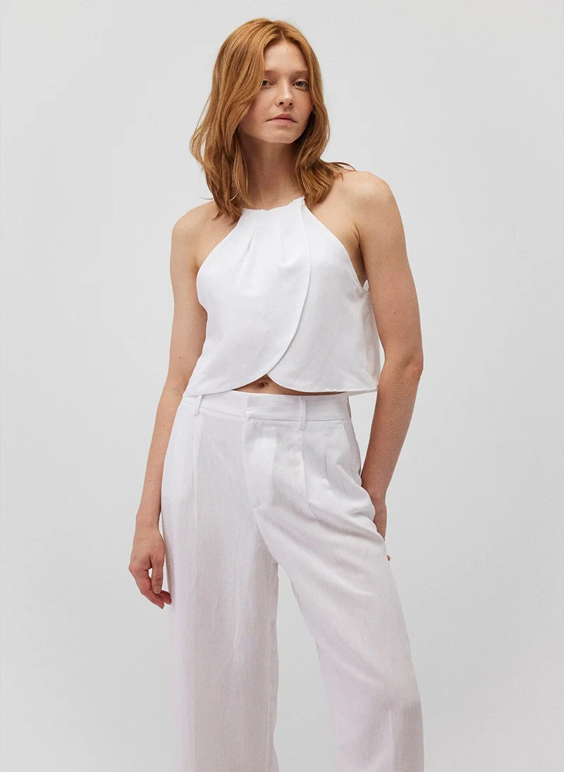 مافي White Crop Top