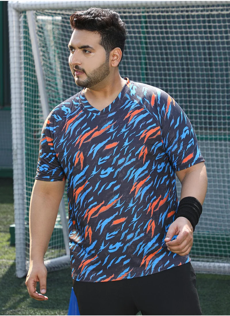 انستافاب بلس Instafab Plus Men's Sky Blue & Charcoal Black Block-Swirl Activewear T-Shirt For Casual Wear | V-Neck | Short Sleeves | Plus Size Jersey T-Shirt Crafted With Comfort Fit For Everyday Wear