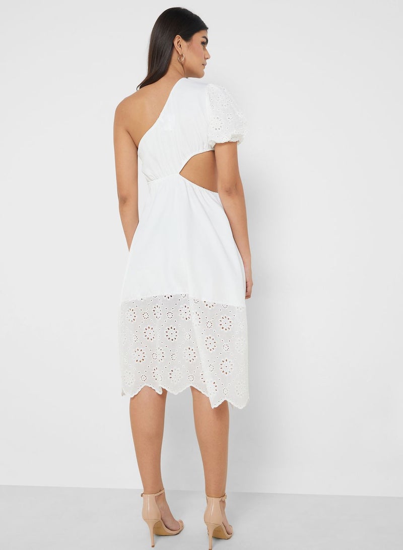 ايلا فستان أبيض متوسط ​​الطول - Image 2