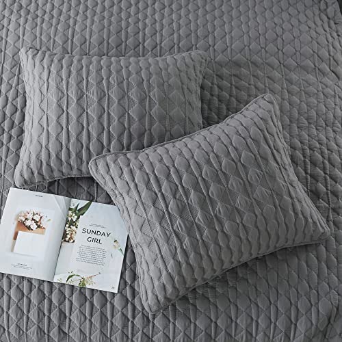 WDCOZY Oversized California Cal King Size Quilt Bedding Sets with Pillow Shams, Dark Grey Lightweight Soft Bedspread Coverlet Bed Cover, All Season Spring Summer, 3 Pieces, 116x106 inches - Image 4