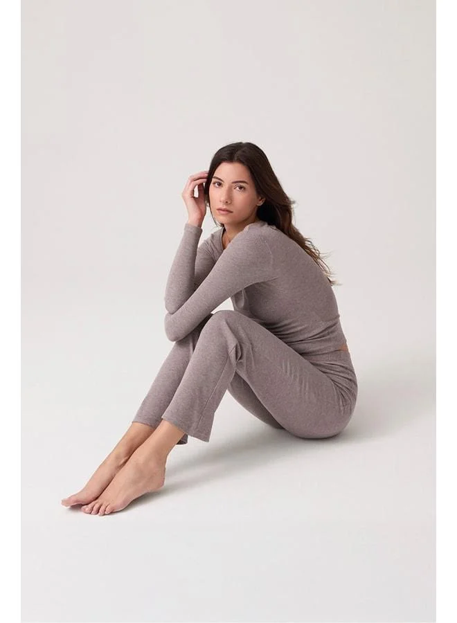 لوس اوخوس x Ece Vizon قماش المودال سترة طويلة الأكمام بنطلون Jogger مجموعة بيجامة Ribbed PJ2.