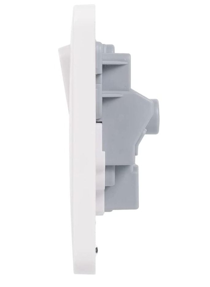Schneider Electric GGBL3090 Lisse Moulded Socketoutlet, 15A, 1 Gang, Matt White - Image 2